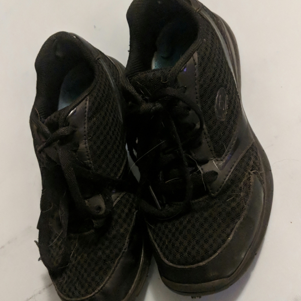 Non slip shoes